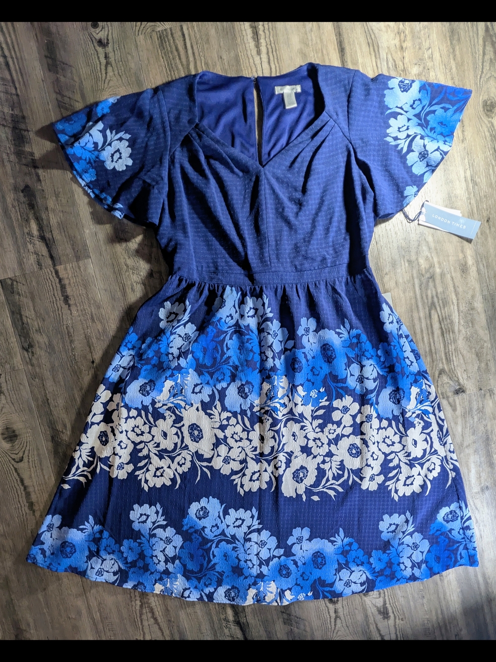 London Times Blue Floral Flutter Sleeve Fit & Flare Dress – Size 12 - Picture 2 of 9